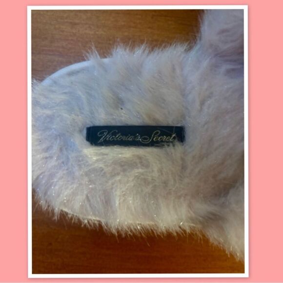 Victoria Secret Fuzzy Thong Slippers Shimmery Pink - Size Medium (7-8) - Picture 3 of 4